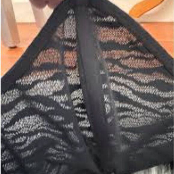 NWT SAVAGE X FENTY Lingerie by Rhianna Strapless Black Animal Lace V Neck Bra 1X - Picture 4 of 5